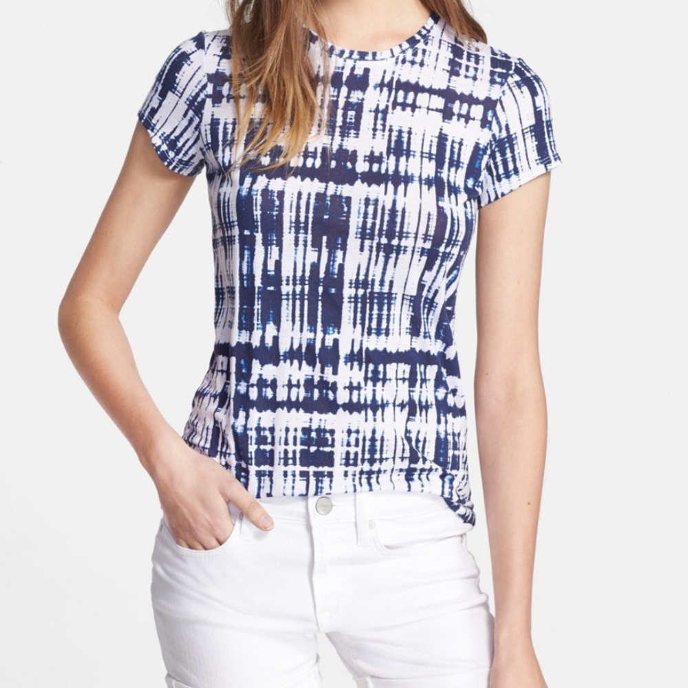 Vince. Ikat Print Tee White & Dark Indigo - M